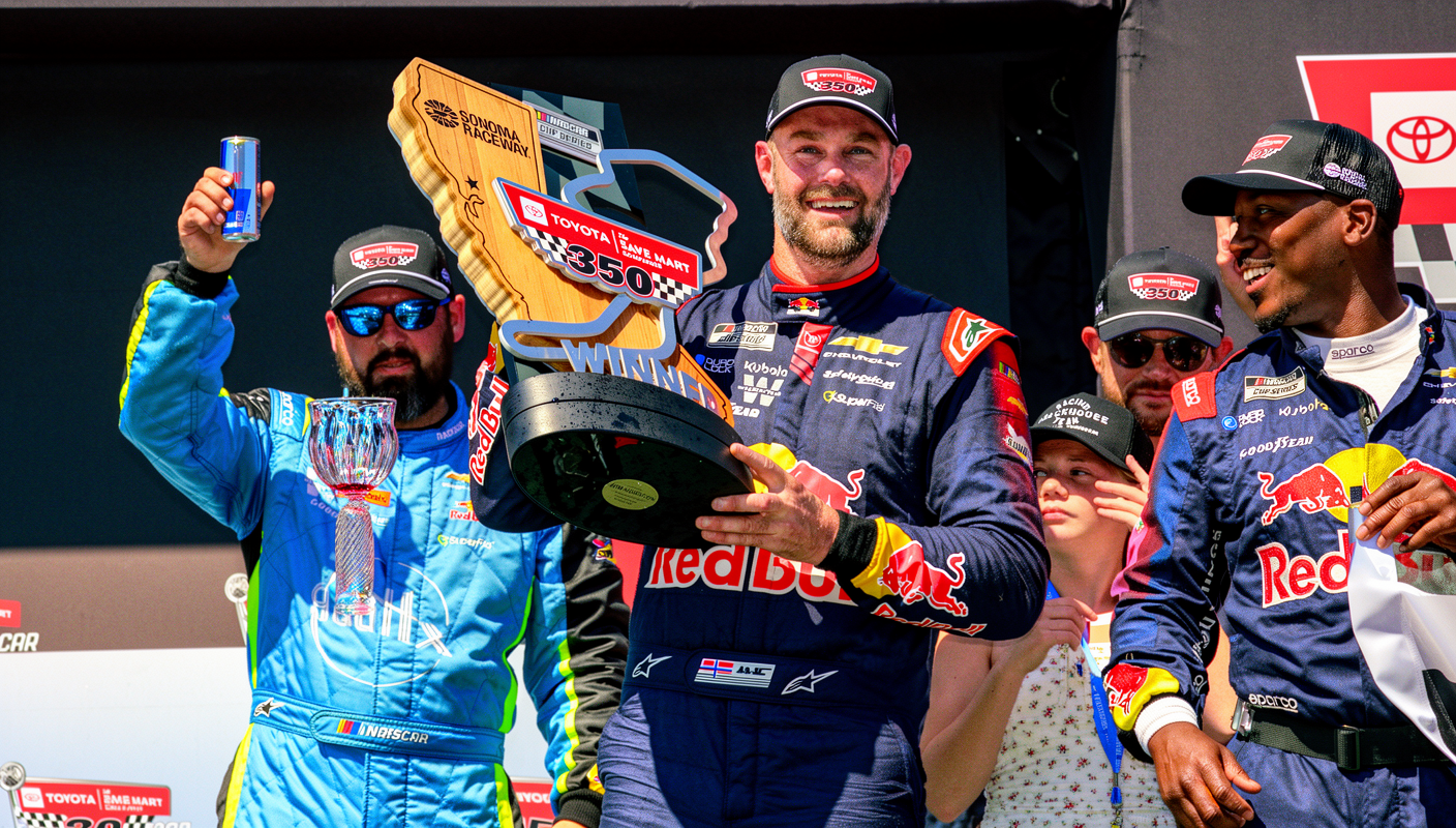 Shane van Gisbergen 逆袭夺冠背后的4大关键启示：55体育 - 55体育 在索诺玛的不可复制之路
