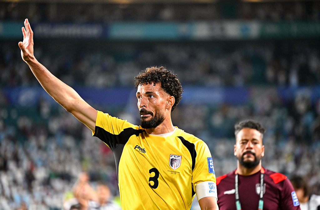 55 SPORTS - 意外英雄：沃辛尼亚跻身世界杯传奇行列 - 55体育