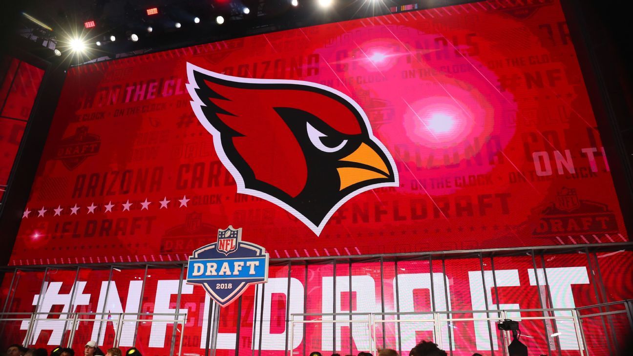 55 SPORTS - NFL暂停红雀高管涉赌政策违规行为：行业自律与合规风险全解析 - 55体育